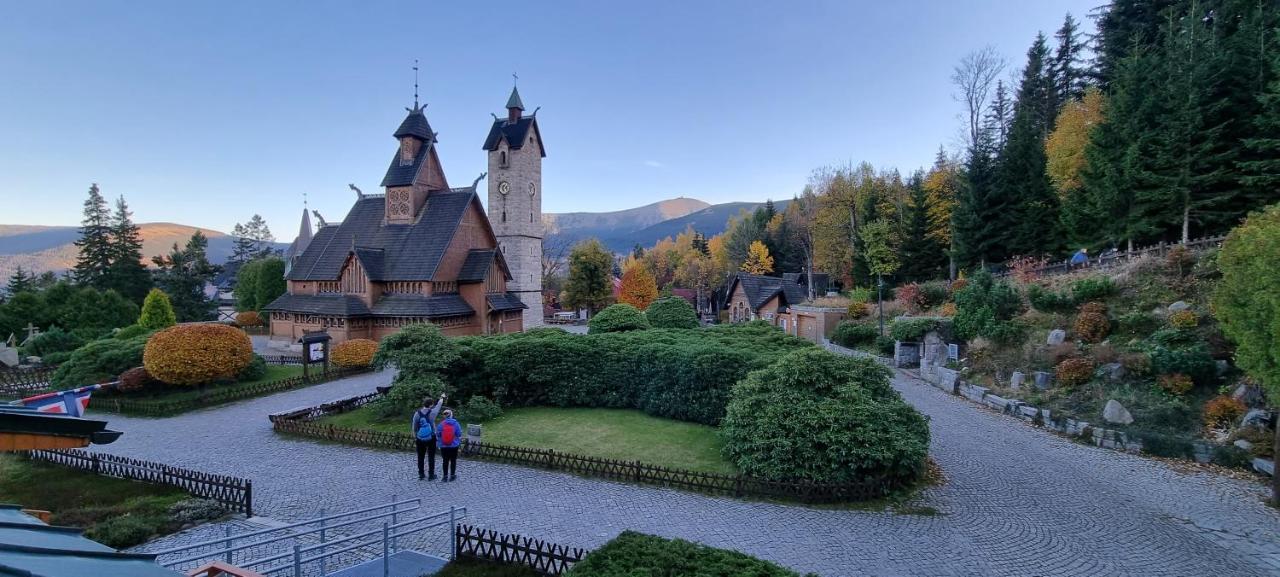 Pokoje Goscinne Przy Kosciele Wang. Karpacz Exteriér fotografie