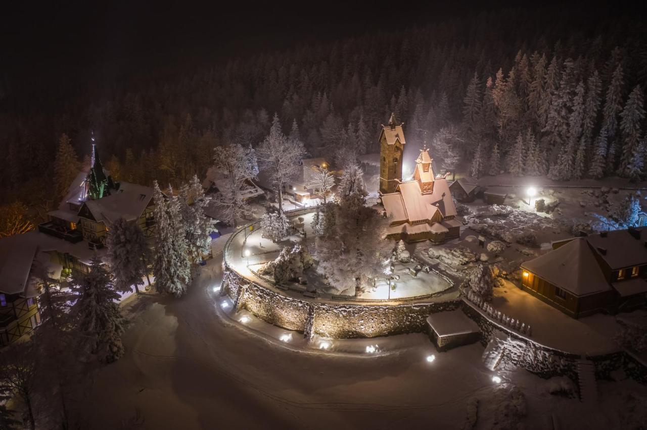 Pokoje Goscinne Przy Kosciele Wang. Karpacz Exteriér fotografie